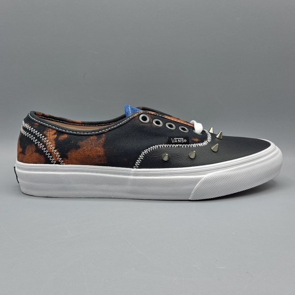 New Vans Authentic Tartan Daze Black Acid Dye Spikes Studs Punk Women's Size 8.5 - Picture 3 of 9